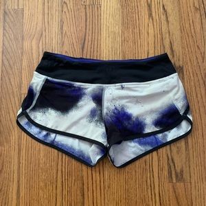 Lululemon Speed Short 4 Milky Way GUC